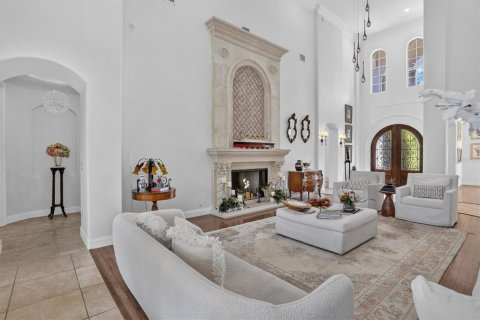 House in Orlando, Florida 5 bedrooms, 403.38 sq.m. № 2339516 - photo 12