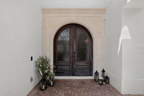 House in Orlando, Florida 5 bedrooms, 403.38 sq.m. № 2339516 - photo 7