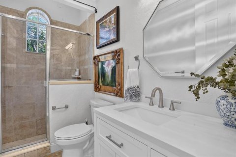 House in Orlando, Florida 5 bedrooms, 403.38 sq.m. № 2339516 - photo 28