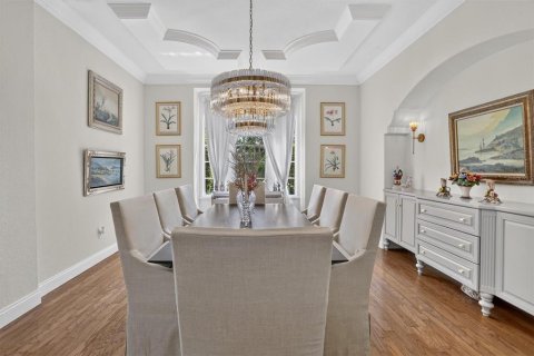 House in Orlando, Florida 5 bedrooms, 403.38 sq.m. № 2339516 - photo 14