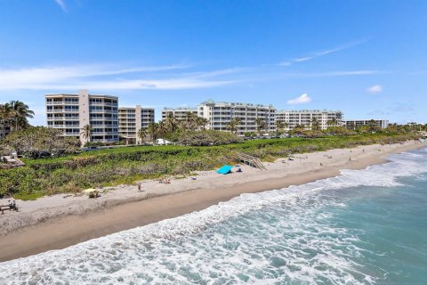 Condominio en Jupiter, Florida, 3 dormitorios № 2182048