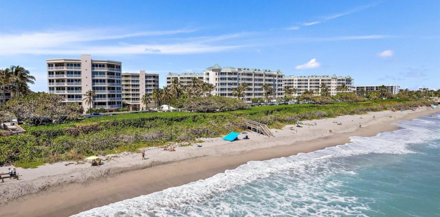 Condominio en Jupiter, Florida, 3 dormitorios № 2182048