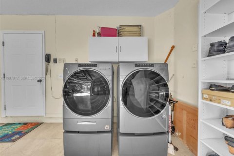 Villa ou maison à louer à Plantation, Floride: 3 chambres, 167.22 m2 № 2051556 - photo 24