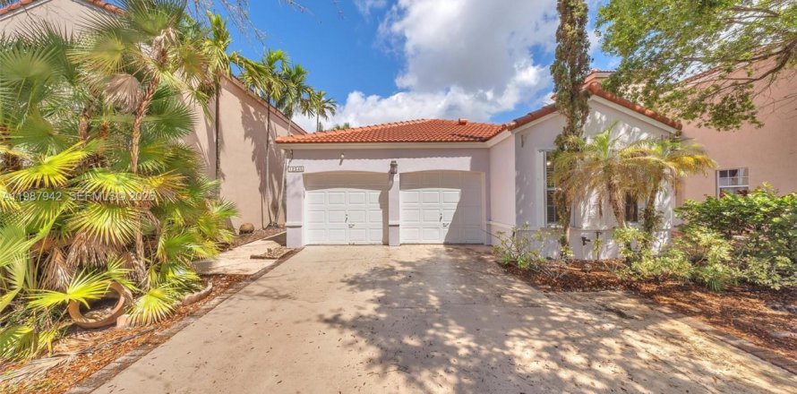 Villa ou maison à Plantation, Floride 3 chambres, 167.22 m2 № 2051556