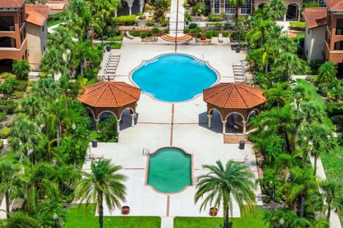 Condo in Orlando, Florida, 3 bedrooms  № 1916535 - photo 13