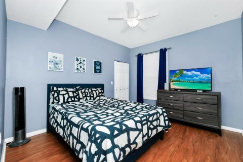 Condo in Orlando, Florida, 3 bedrooms  № 1916535 - photo 17