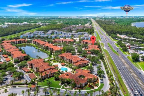 Condo in Orlando, Florida, 3 bedrooms  № 1916535 - photo 6