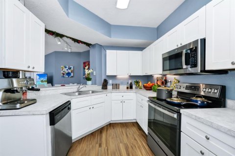 Condo in Orlando, Florida, 3 bedrooms  № 1916535 - photo 21