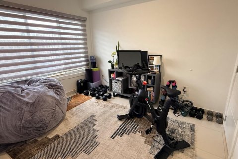 Casa en venta en Homestead, Florida, 4 dormitorios, 133.22 m2 № 1966142 - foto 11