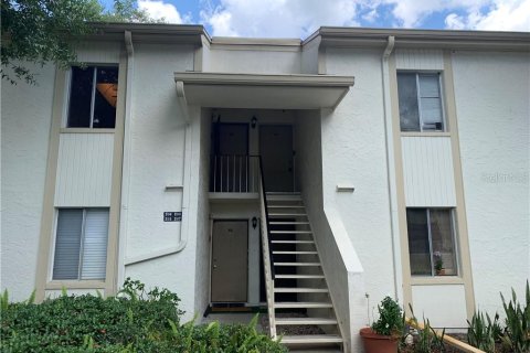 Condominio en alquiler en Oldsmar, Florida, 2 dormitorios, 91.23 m2 № 1830086 - foto 1