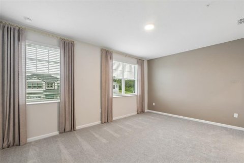Townhouse in Apopka, Florida 3 bedrooms, 156.82 sq.m. № 2267183 - photo 13