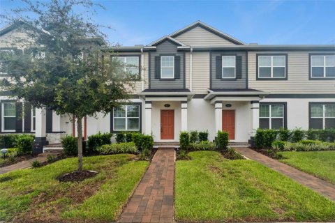 Townhouse in Apopka, Florida 3 bedrooms, 156.82 sq.m. № 2267183