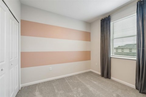 Townhouse in Apopka, Florida 3 bedrooms, 156.82 sq.m. № 2267183 - photo 11