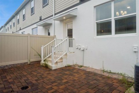 Townhouse in Apopka, Florida 3 bedrooms, 156.82 sq.m. № 2267183 - photo 18
