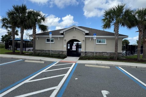 Casa en alquiler en Haines City, Florida, 3 dormitorios, 155.33 m2 № 2116304 - foto 28