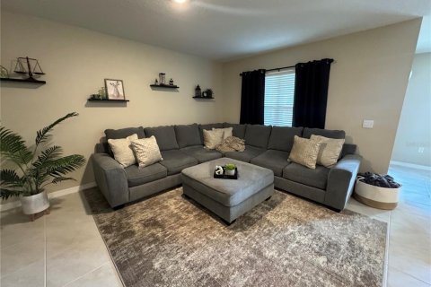 Casa en alquiler en Haines City, Florida, 3 dormitorios, 155.33 m2 № 2116304 - foto 6