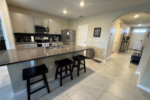 Casa en alquiler en Haines City, Florida, 3 dormitorios, 155.33 m2 № 2116304 - foto 3