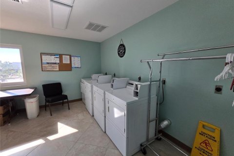 Купить кондоминиум в Порт-Шарлотт, Флорида 3 комнаты, 62.43м2, № 1567864 - фото 21