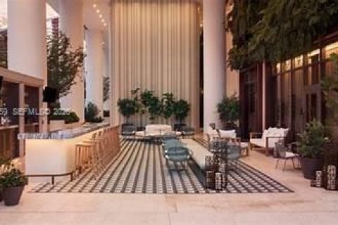 Apartamento en alquiler en Miami, Florida, 3 dormitorios, 123.93 m2 № 2026240 - foto 14