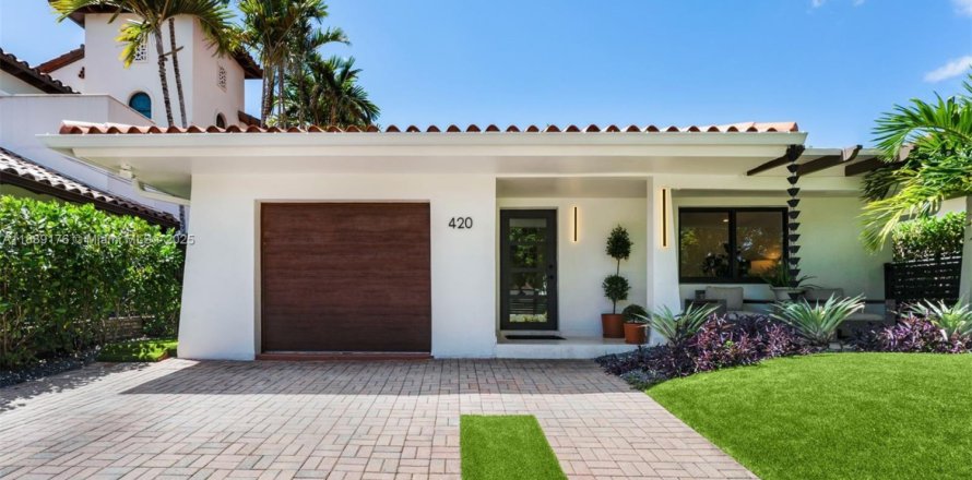 Villa ou maison à Miami, Floride 4 chambres, 246.93 m2 № 1941488