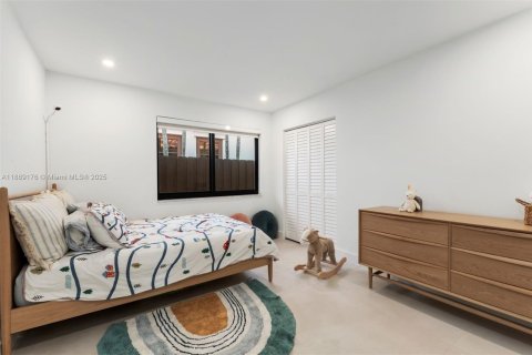 Villa ou maison à louer à Miami, Floride: 4 chambres, 246.93 m2 № 1941488 - photo 16