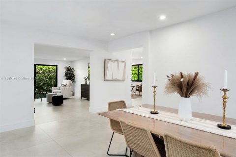 Villa ou maison à louer à Miami, Floride: 4 chambres, 246.93 m2 № 1941488 - photo 8
