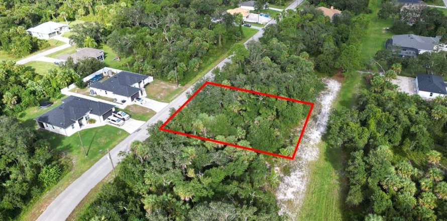 Land in North Port, Florida № 2165757