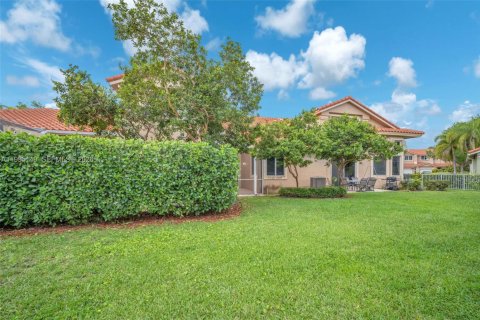 Townhouse in Coral Springs, Florida 3 bedrooms, 149.2 sq.m. № 2062726 - photo 24