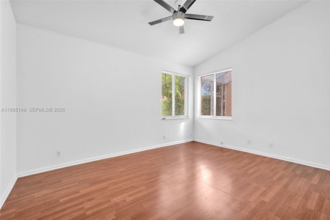 Townhouse in Coral Springs, Florida 3 bedrooms, 149.2 sq.m. № 2062726 - photo 26