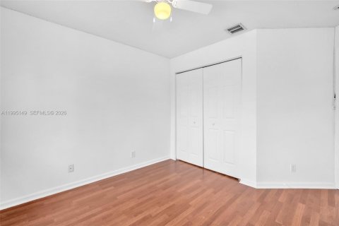 Townhouse in Coral Springs, Florida 3 bedrooms, 149.2 sq.m. № 2062726 - photo 22