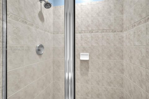 Townhouse in Coral Springs, Florida 3 bedrooms, 149.2 sq.m. № 2062726 - photo 30