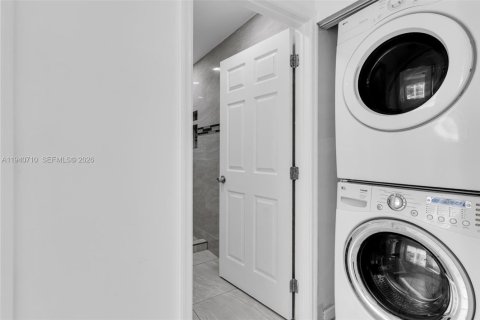 Купить виллу или дом в Майами, Флорида 3 спальни, 136.29м2, № 1997768 - фото 13