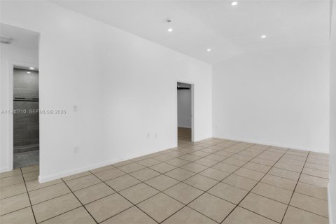 Купить виллу или дом в Майами, Флорида 3 спальни, 136.29м2, № 1997768 - фото 4