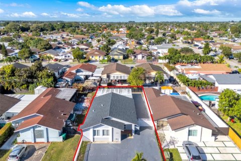 Купить виллу или дом в Майами, Флорида 3 спальни, 136.29м2, № 1997768 - фото 30