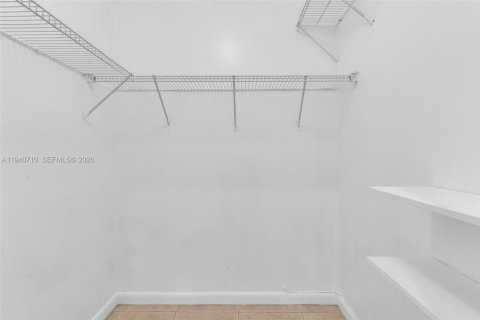 Купить виллу или дом в Майами, Флорида 3 спальни, 136.29м2, № 1997768 - фото 19