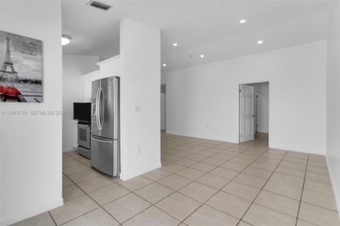 Купить виллу или дом в Майами, Флорида 3 спальни, 136.29м2, № 1997768 - фото 7