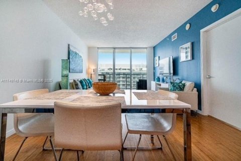 Купить кондоминиум в Майами, Флорида 1 спальня, 76.64м2, № 2053429 - фото 6