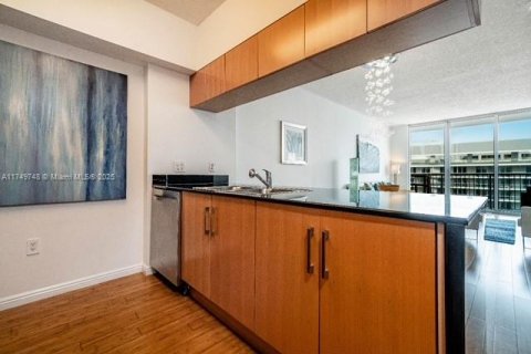 Купить кондоминиум в Майами, Флорида 1 спальня, 76.64м2, № 2053429 - фото 15