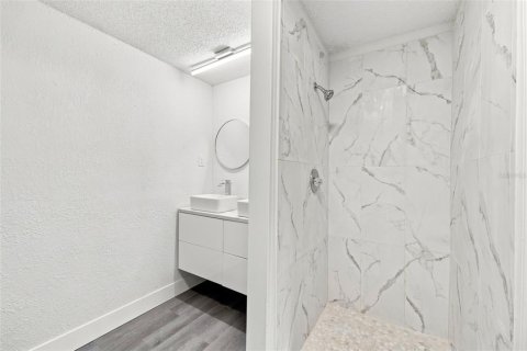 Купить виллу или дом в Нью-Порт-Ричи, Флорида 4 комнаты, 199.74м2, № 2324576 - фото 27