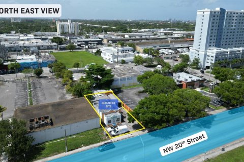 Commercial property in Miami, Florida № 1845729 - photo 8