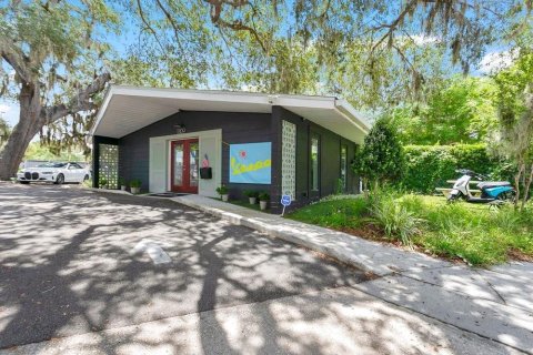 Propiedad comercial en Orlando, Florida 69.12 m2 № 2210681