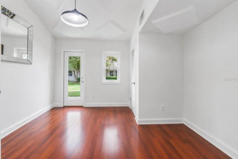 Propiedad comercial en venta en Orlando, Florida, 69.12 m2 № 2210681 - foto 7