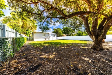 Villa ou maison à vendre à North Miami, Floride: 4 chambres, 124.49 m2 № 1923378 - photo 25