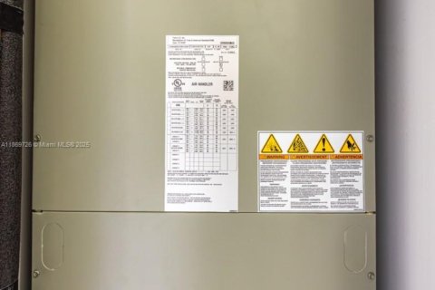 Villa ou maison à vendre à North Miami, Floride: 4 chambres, 124.49 m2 № 1923378 - photo 23