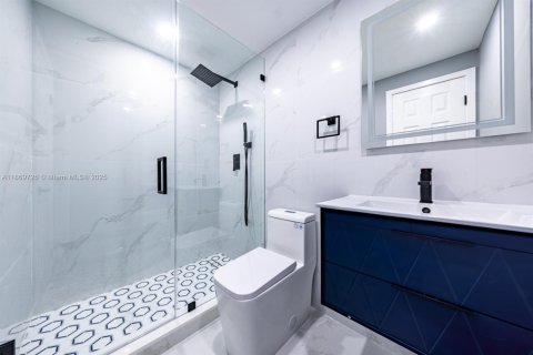 Villa ou maison à vendre à North Miami, Floride: 4 chambres, 124.49 m2 № 1923378 - photo 18