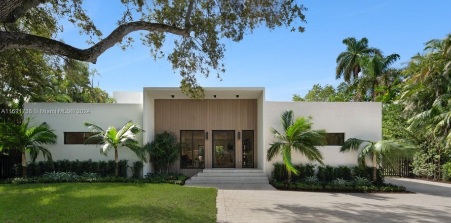 House in Biscayne Park, Florida 6 bedrooms № 1875493