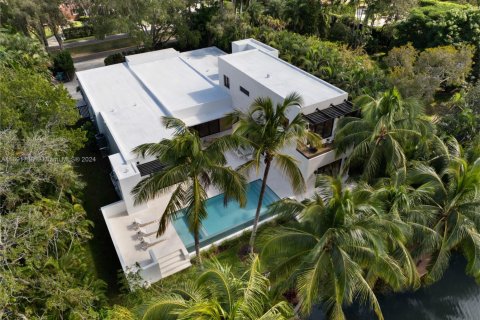 House in Biscayne Park, Florida 6 bedrooms № 1875493 - photo 6