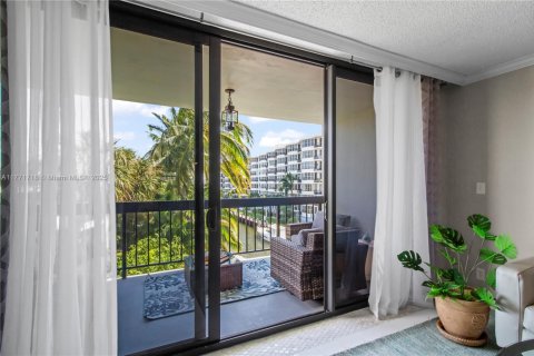 Condo in Fort Lauderdale, Florida, 2 bedrooms  № 1864189 - photo 12