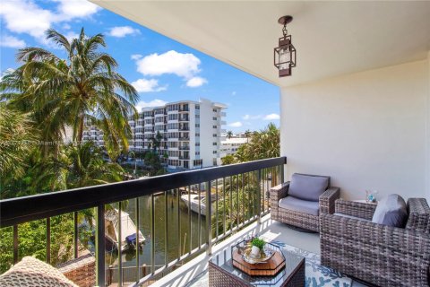 Condo in Fort Lauderdale, Florida, 2 bedrooms  № 1864189 - photo 18