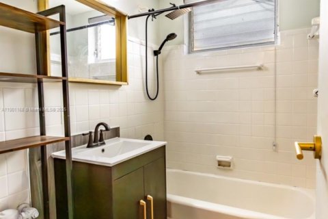 Condominio en venta en Miami Beach, Florida, 37.72 m2 № 1951498 - foto 5